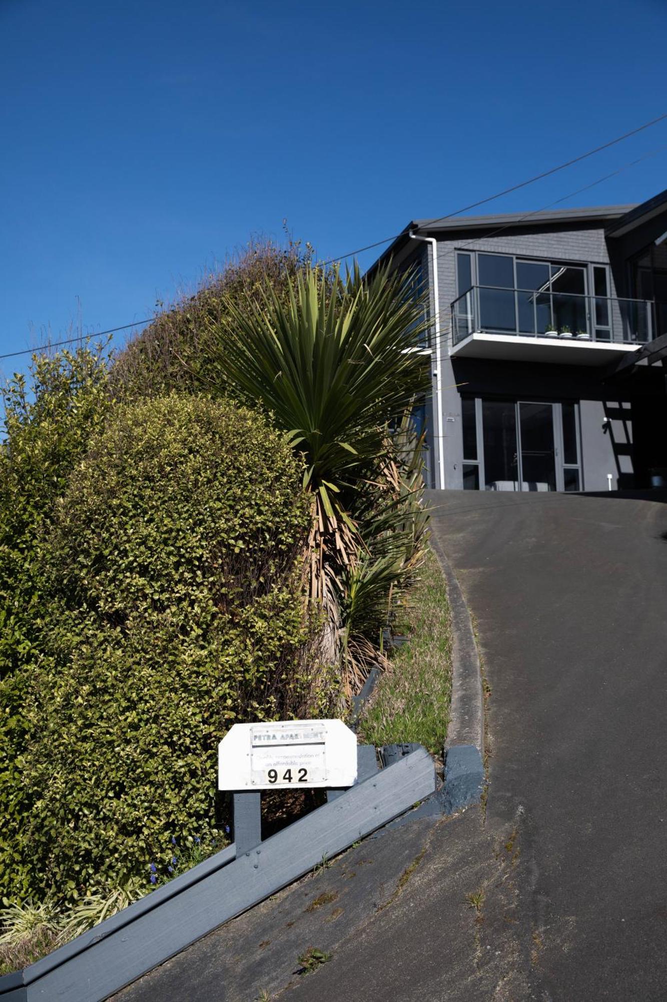 Petra Seaside Apartment Dunedin Bagian luar foto